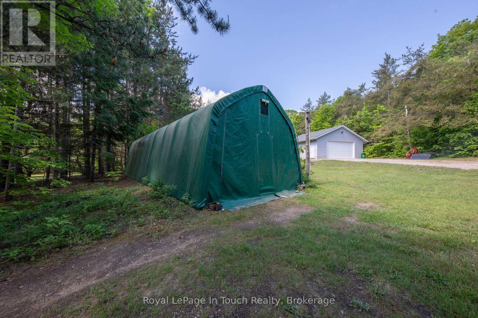 756 CHAMPLAIN ROAD - Image 15