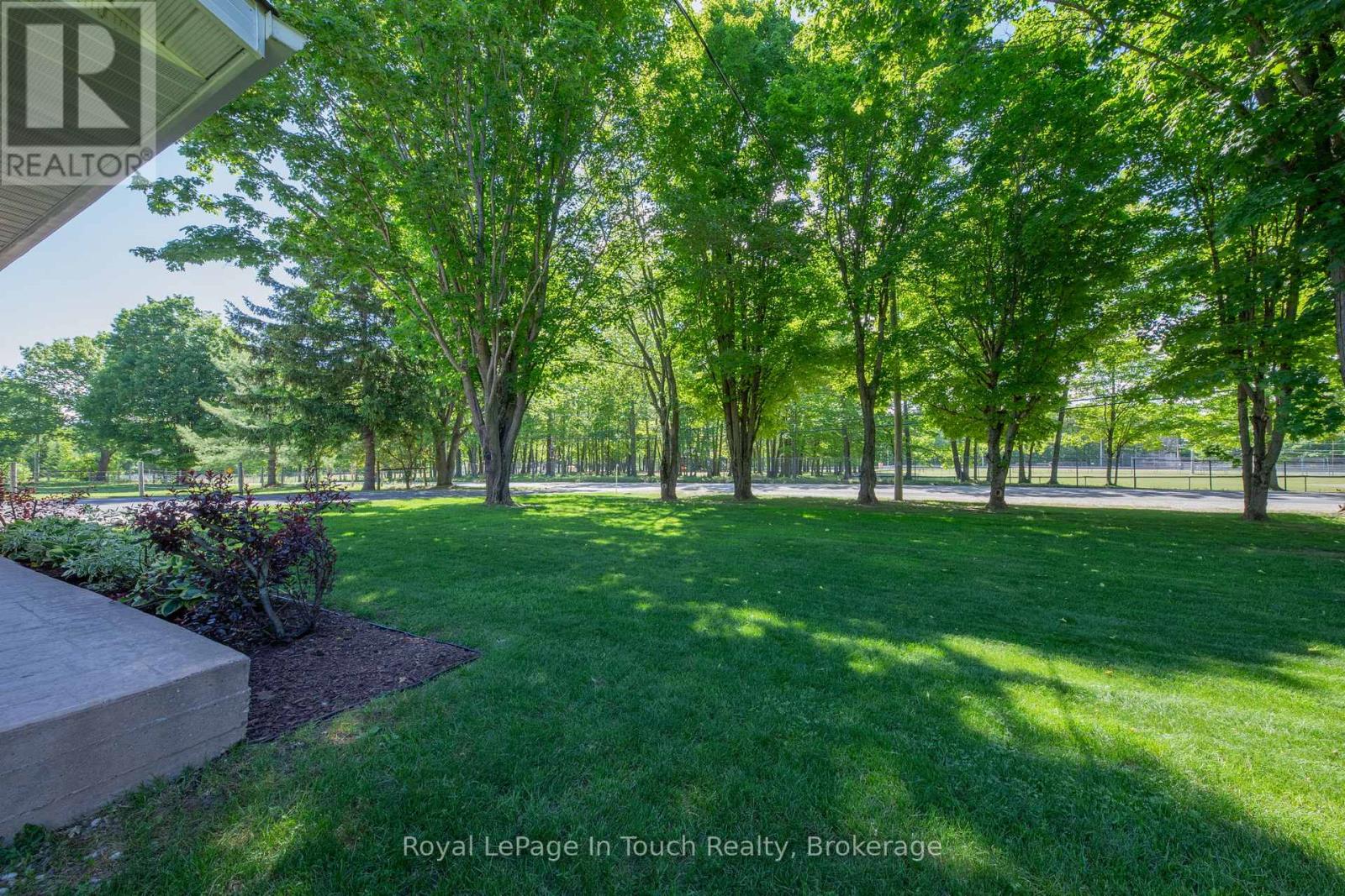 756 CHAMPLAIN ROAD - 2