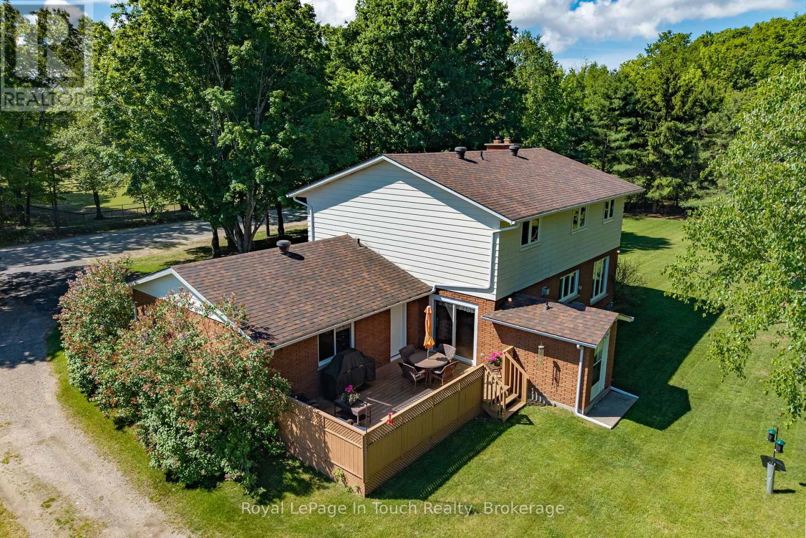 756 CHAMPLAIN ROAD - Image 4