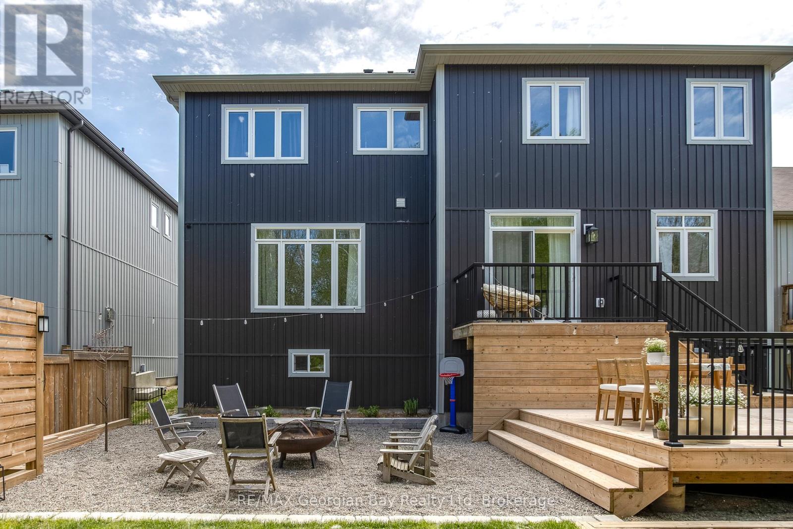215 ROY DRIVE - 38