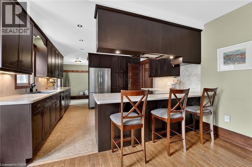 3952 VICTORIA Avenue - 8