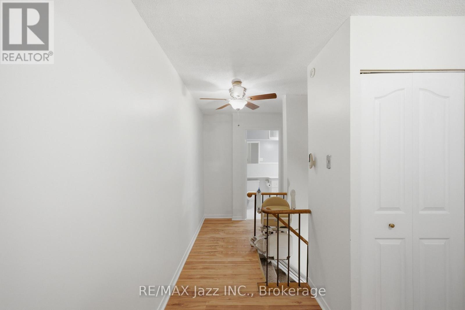 #38 120 LING ROAD - 18