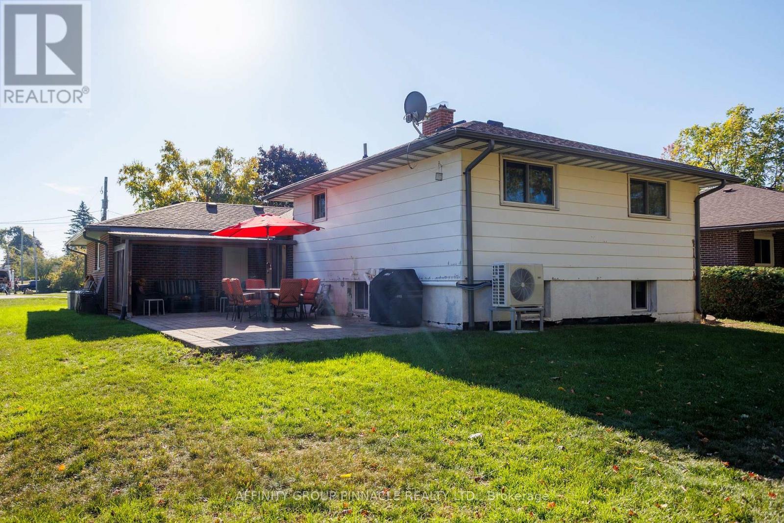 364 RIVERDALE ROAD - Image 40