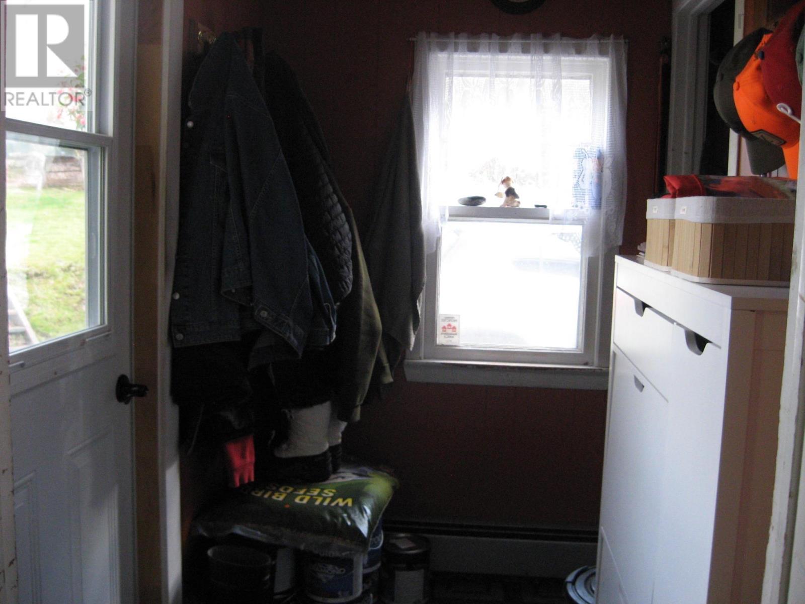 166 West Street, Milton — photo 3