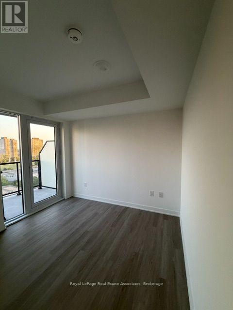 Photo of 15 David Salomon Drive
