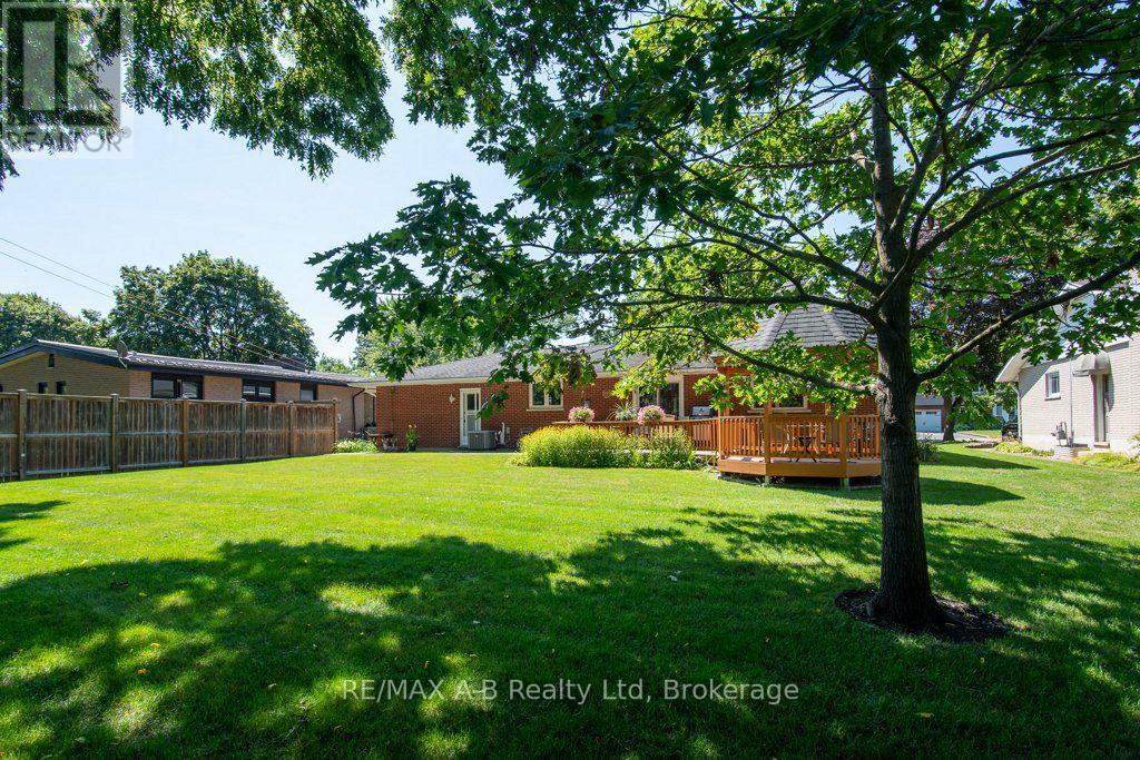 174 NEAL AVENUE - 12