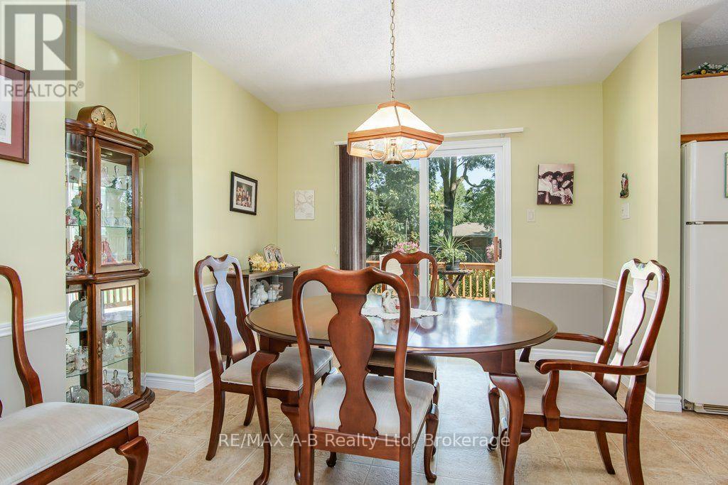 174 NEAL AVENUE - Image 29