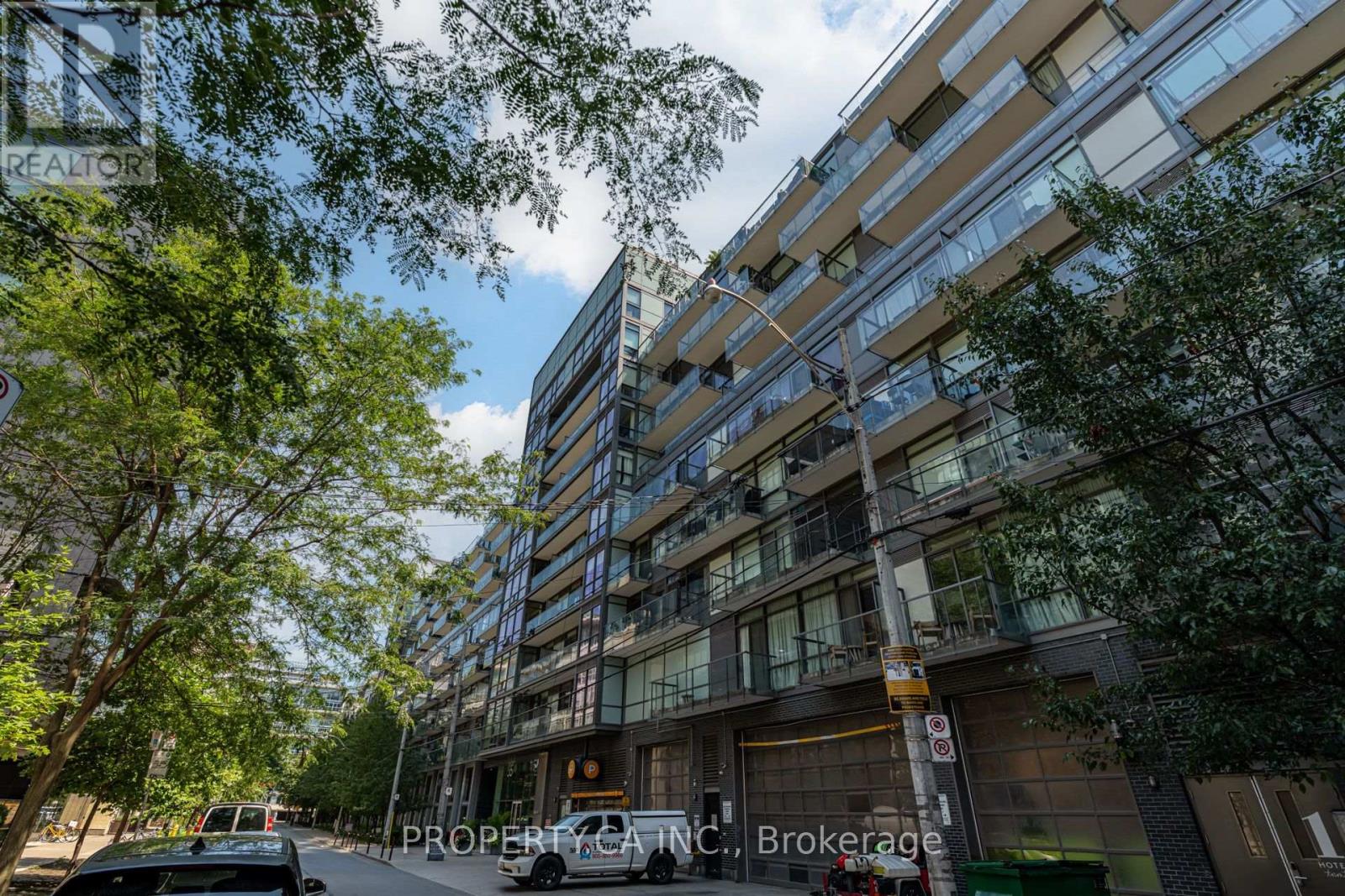 #702 55 STEWART STREET - 4