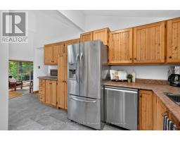 1008 Seven Dwarfs Crescent, Bracebridge, ON P1L1X1 Photo 20