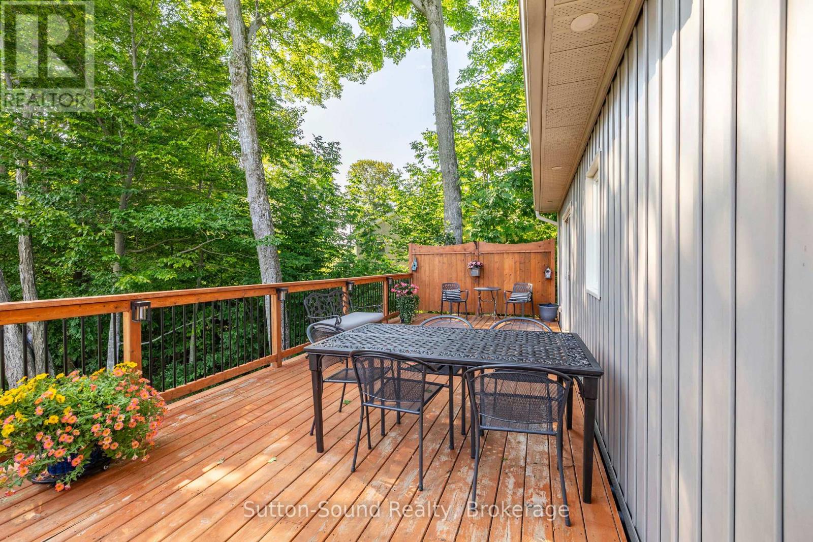 90 GRAHAM CRESCENT - Image 42