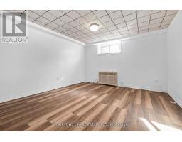18 Irvington Crescent, Toronto, ON M2N2Z1 Photo 16