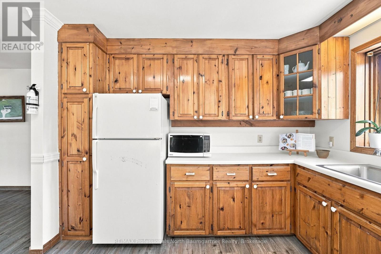 8966 HIGHWAY 35 - Image 19