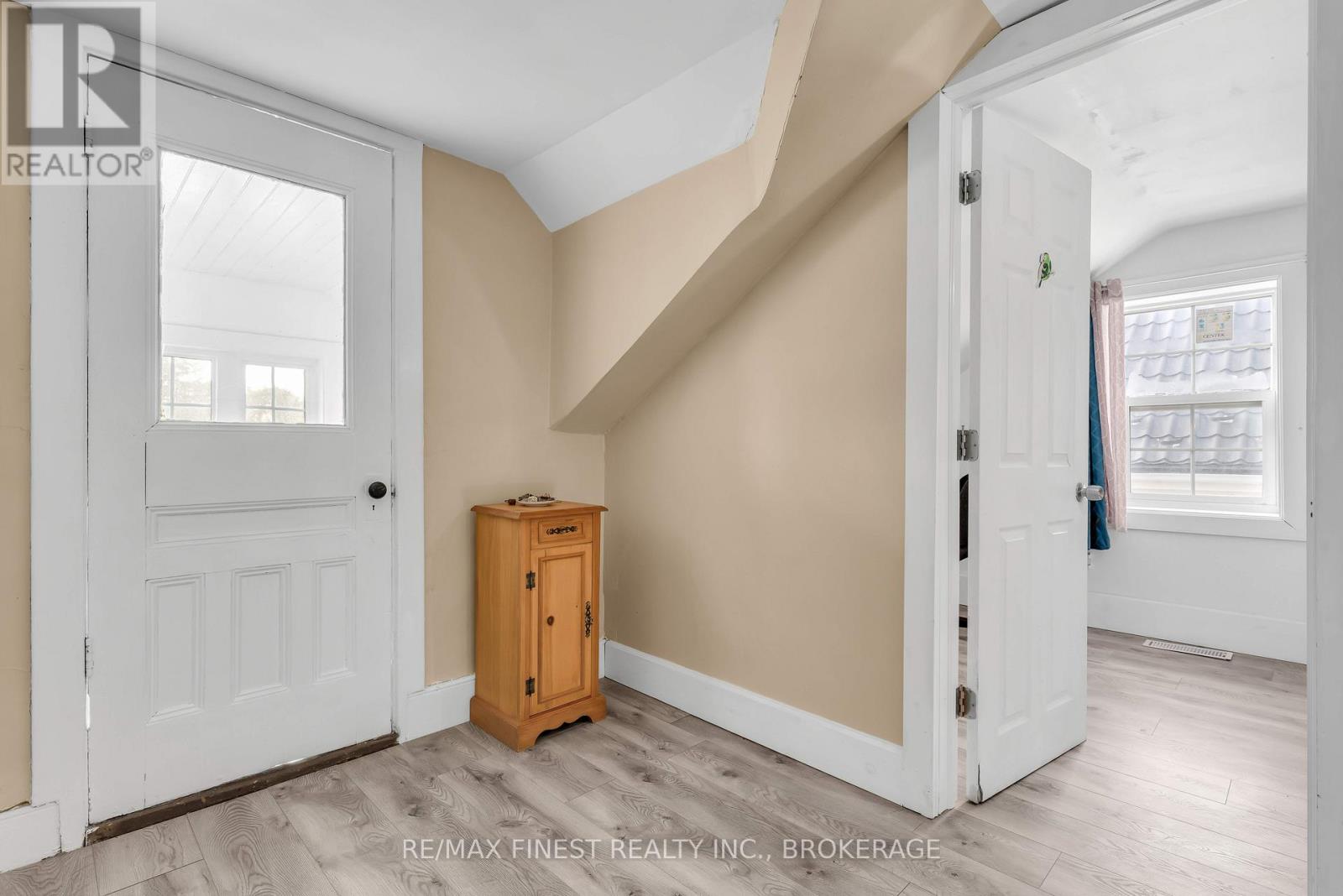 763 KING STREET W - Image 23
