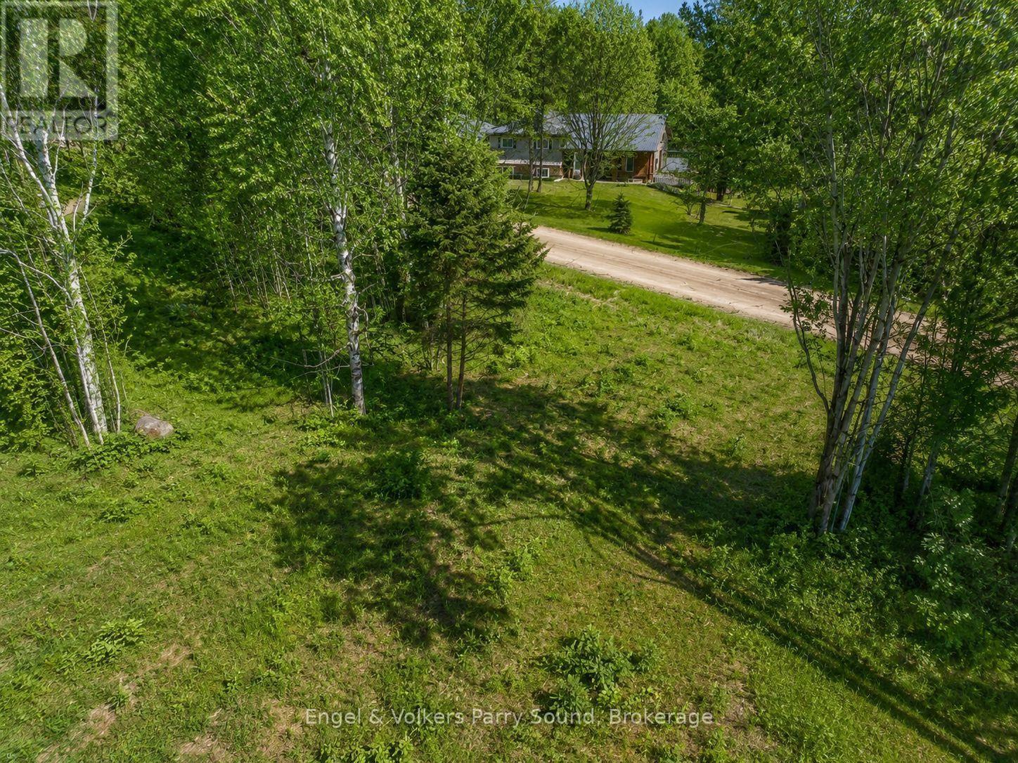 40 MILLER DRIVE, McDougall — photo 2
