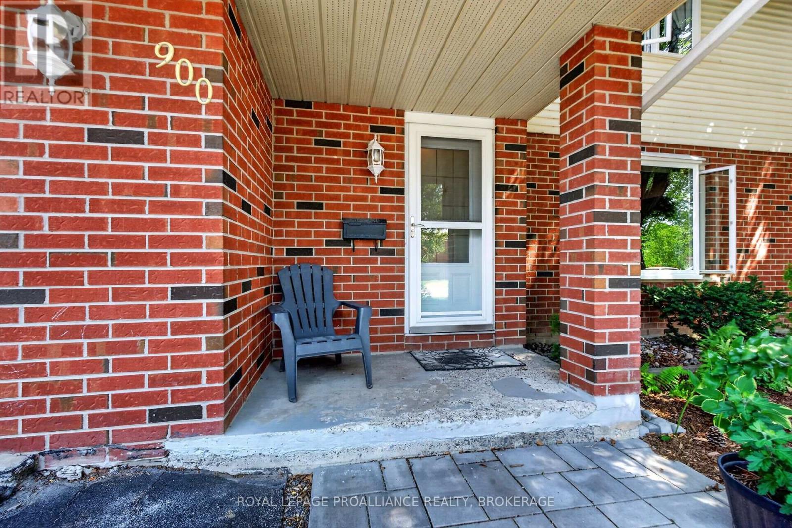 900 NOTTINGHILL AVENUE - Image 4
