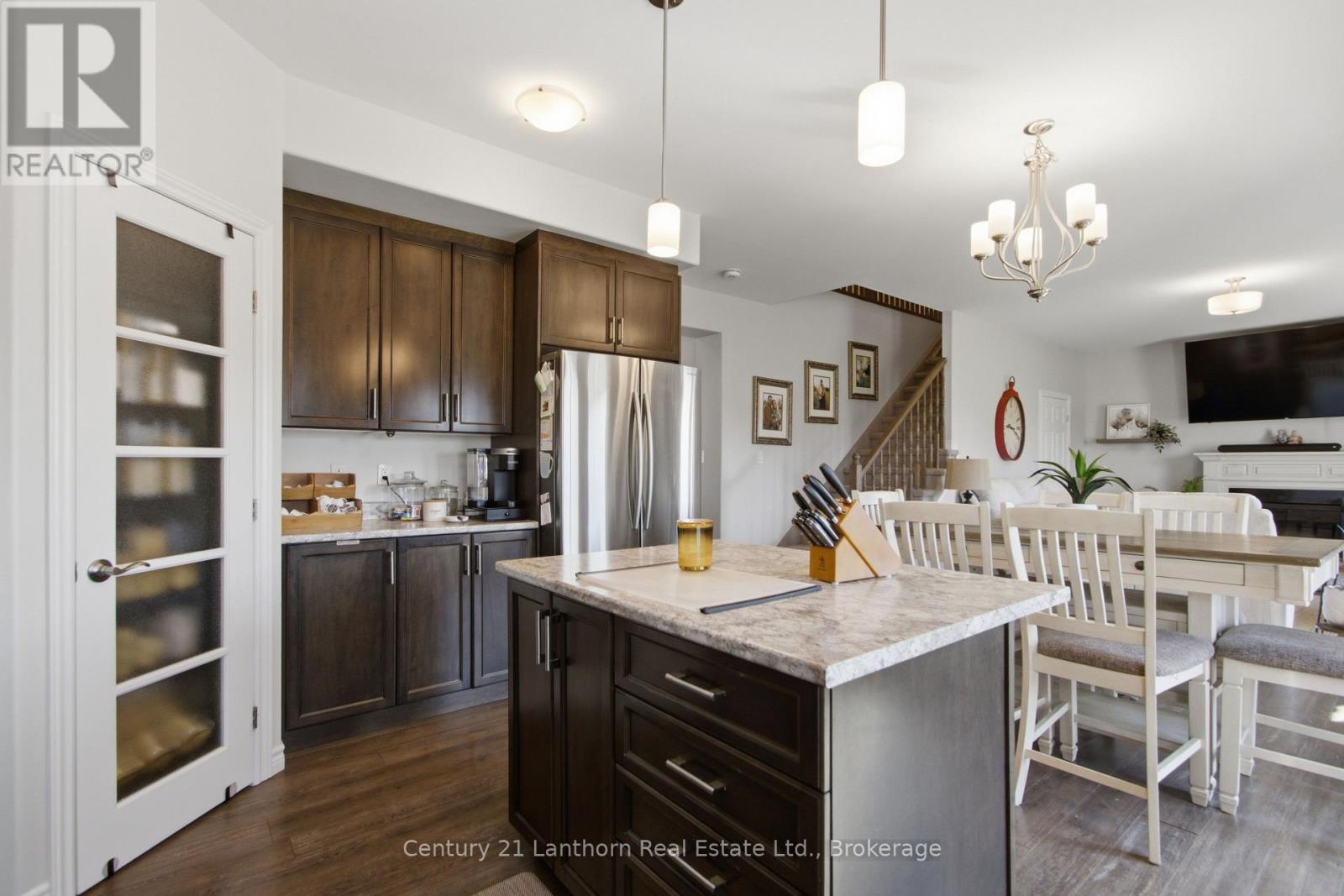 7 COTTONWOOD DRIVE - Image 14
