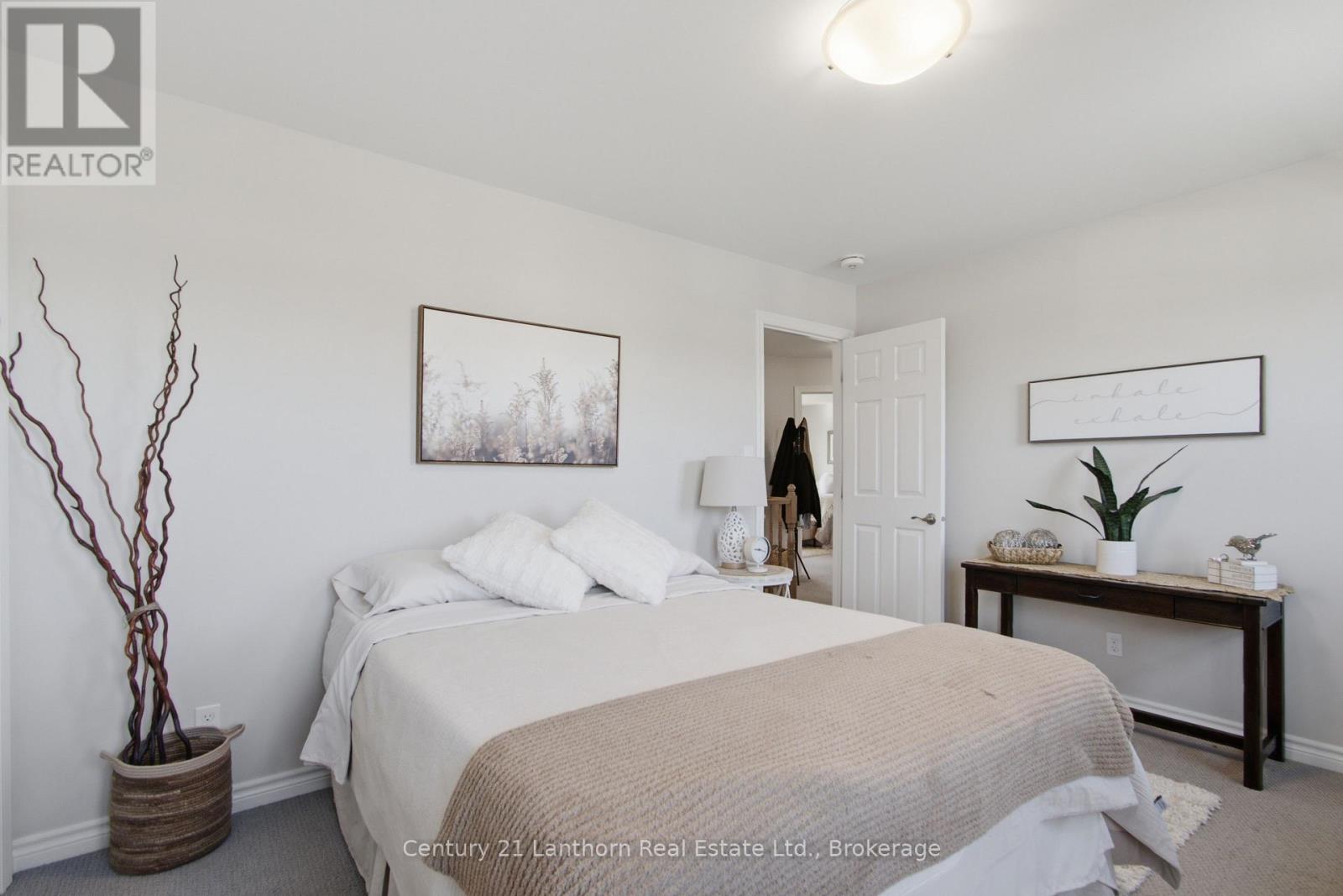 7 COTTONWOOD DRIVE - Image 21