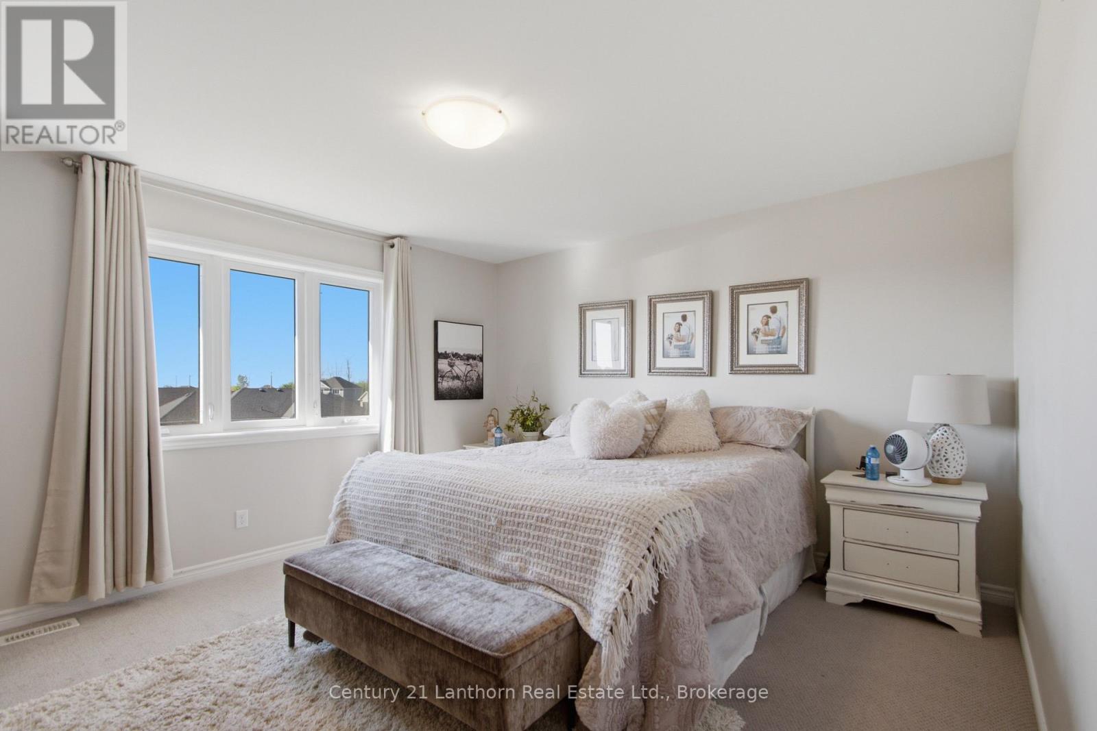 7 COTTONWOOD DRIVE - Image 27