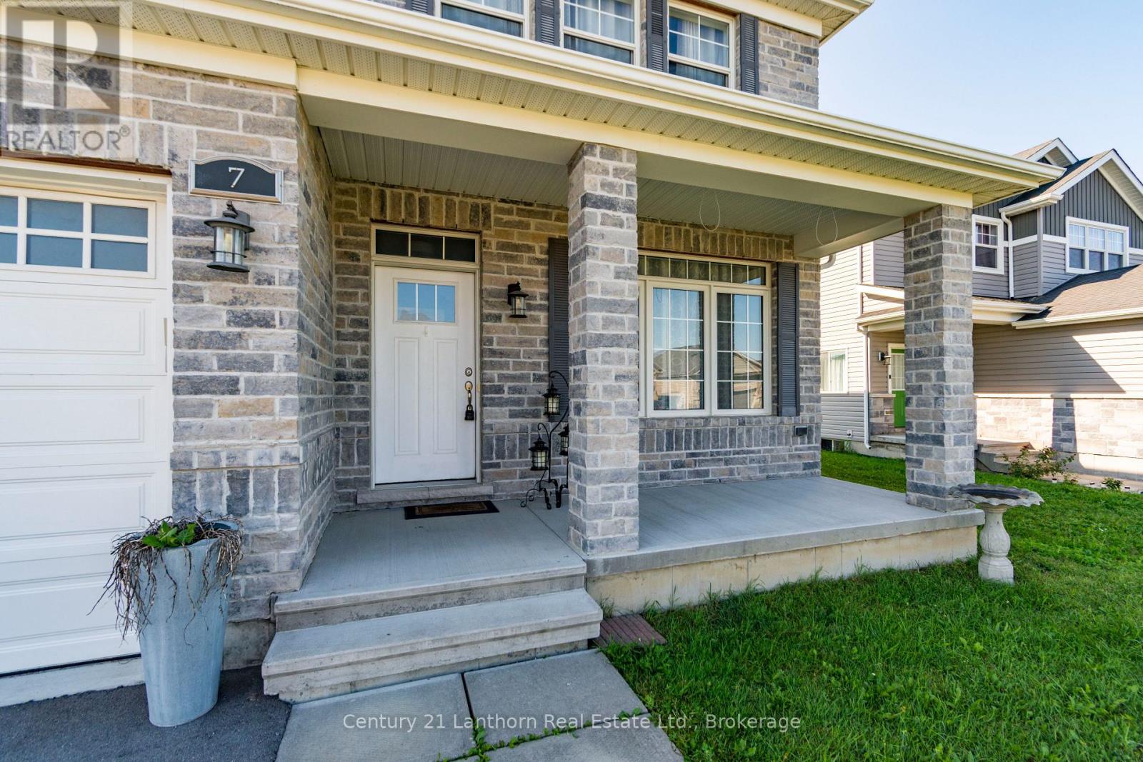 7 COTTONWOOD DRIVE - Image 3