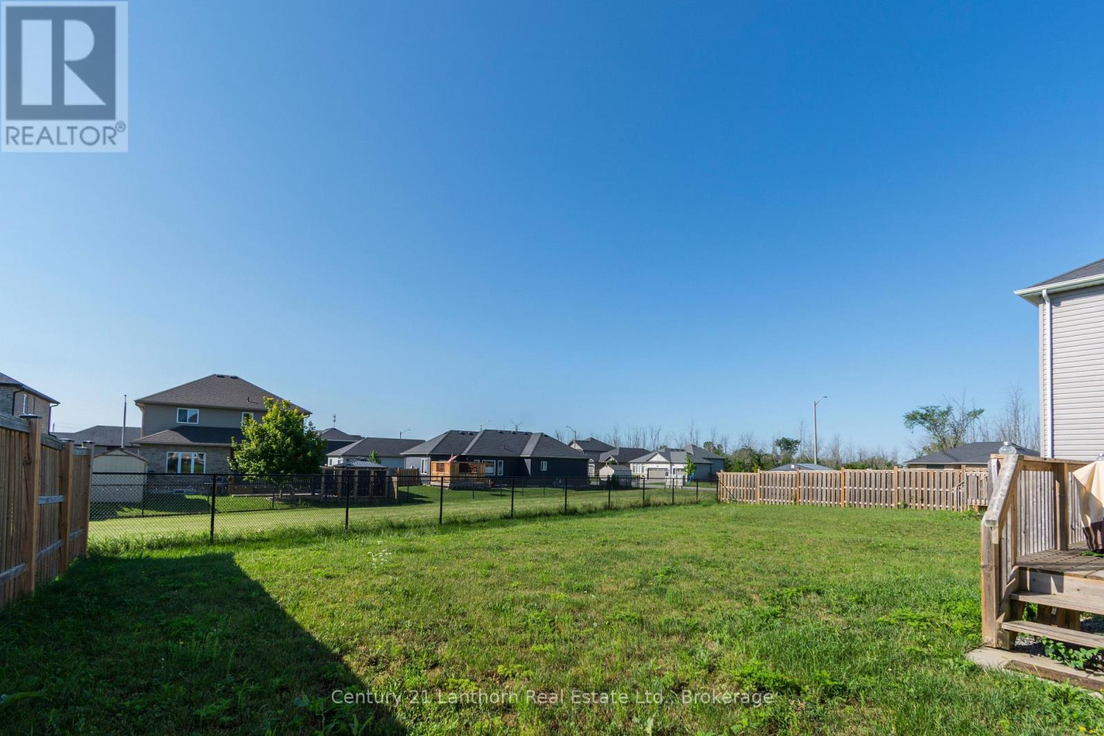 7 COTTONWOOD DRIVE - Image 30