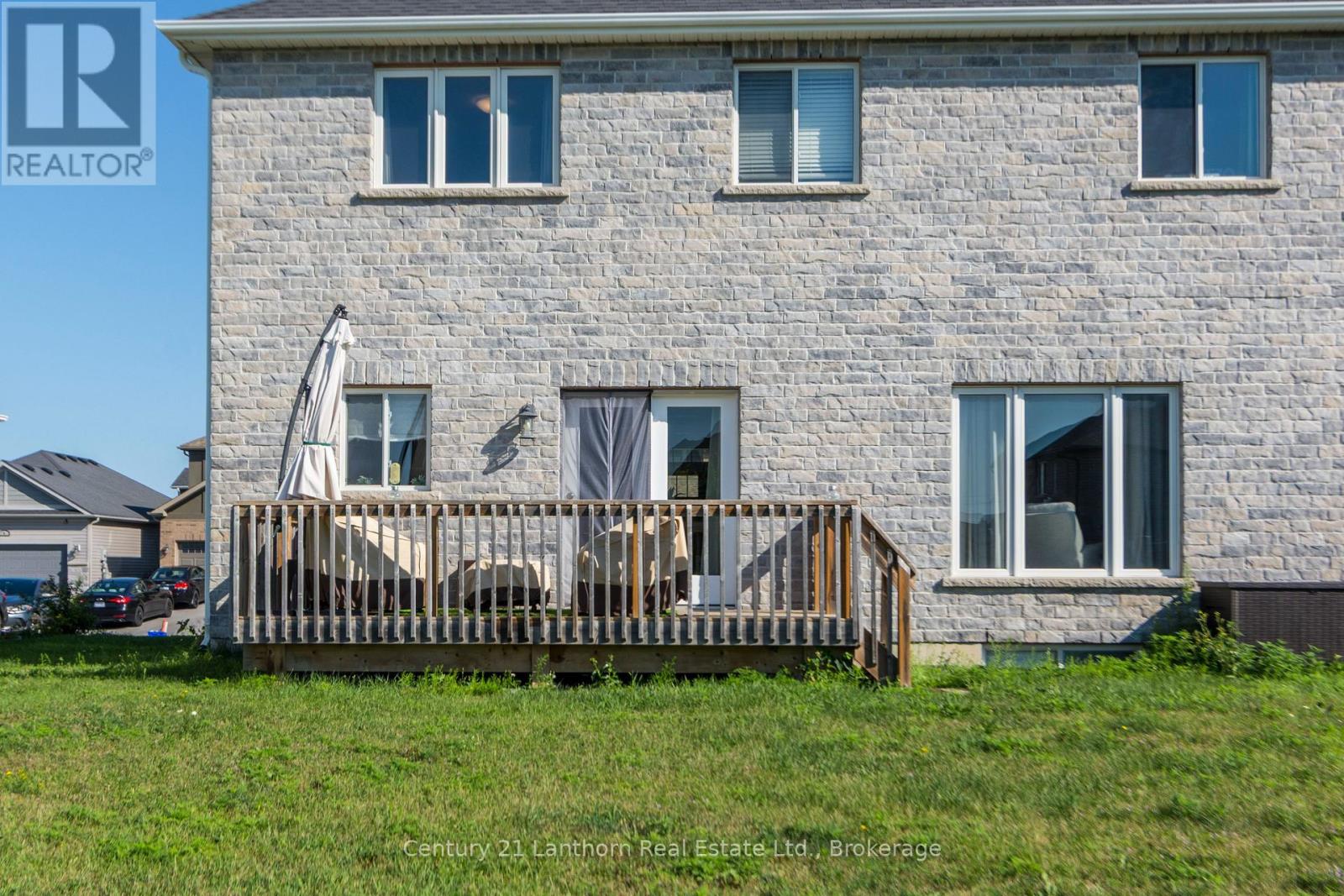 7 COTTONWOOD DRIVE - Image 32