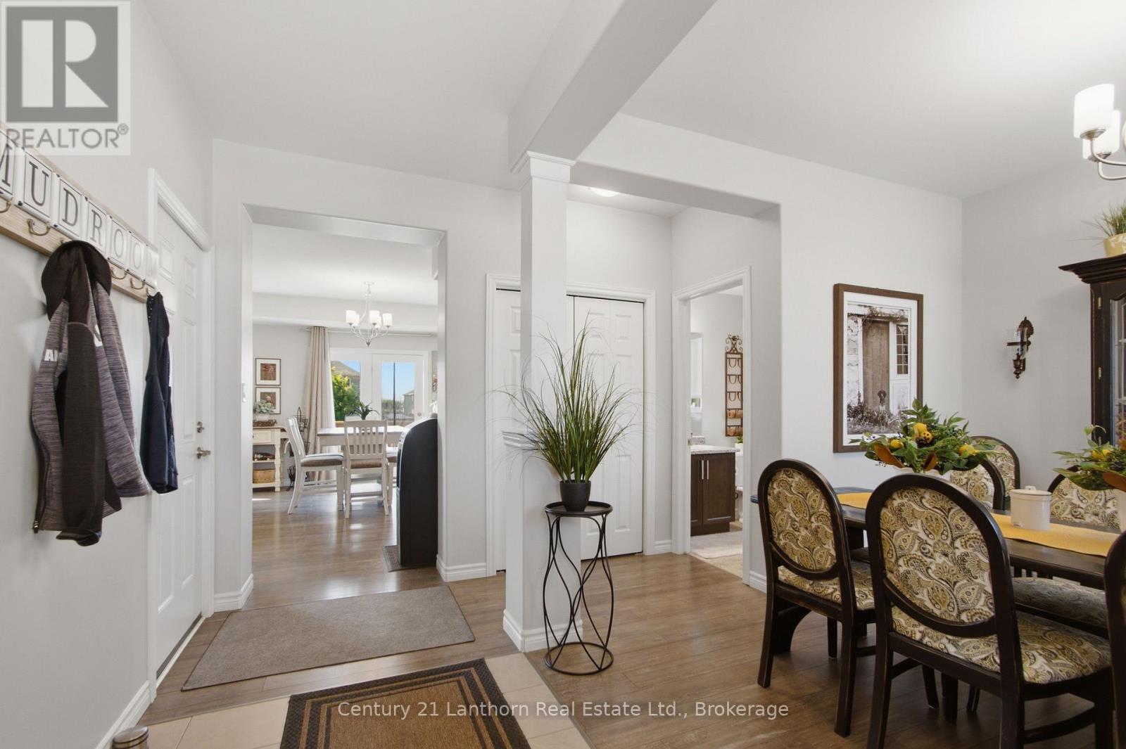 7 COTTONWOOD DRIVE - Image 6