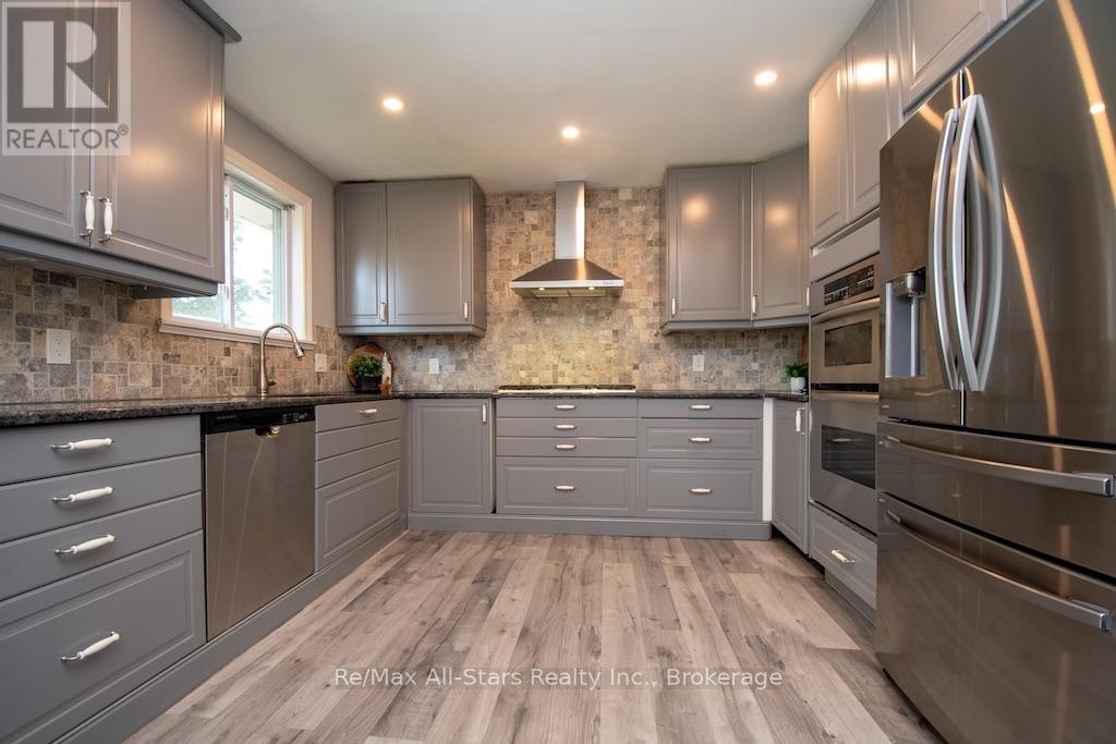 4 DANIEL COURT - Image 20