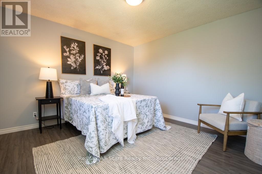 4 DANIEL COURT - Image 22