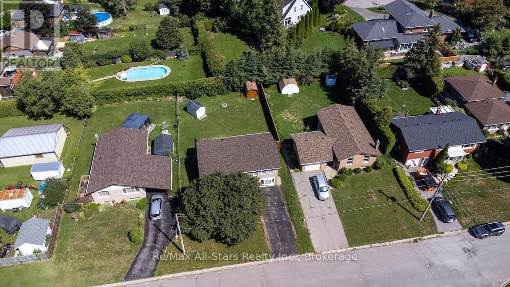 4 DANIEL COURT - Image 38