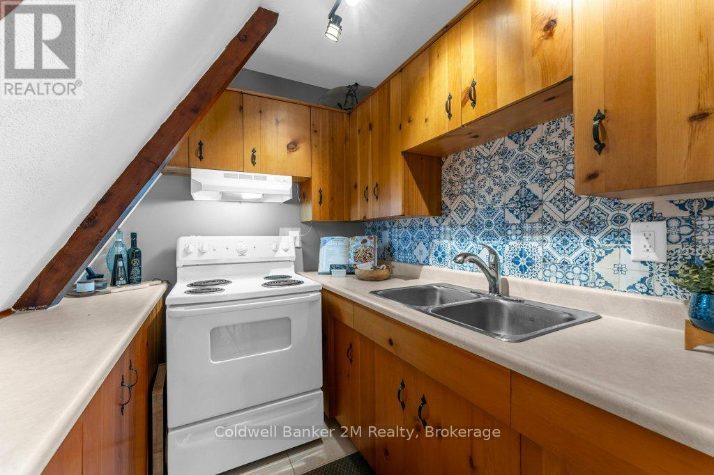 4173 MAPLE DRIVE - Image 19