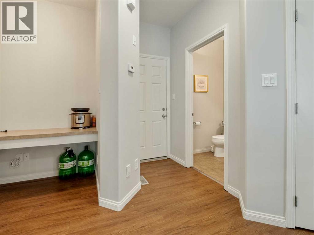 111 Fairmont Road S - Image 9