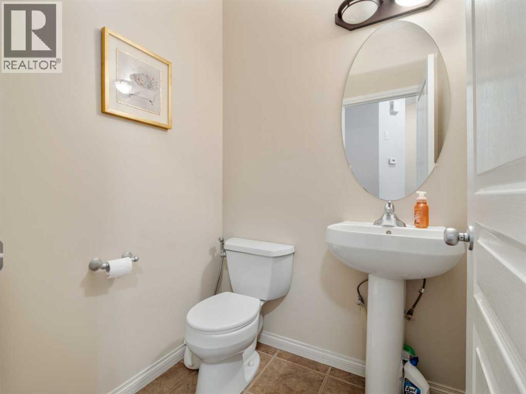 111 Fairmont Road S - Image 10