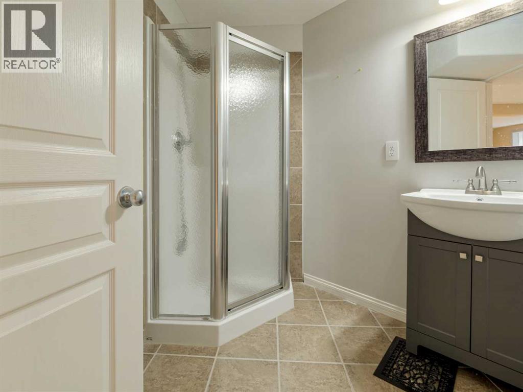 111 Fairmont Road S - Image 31