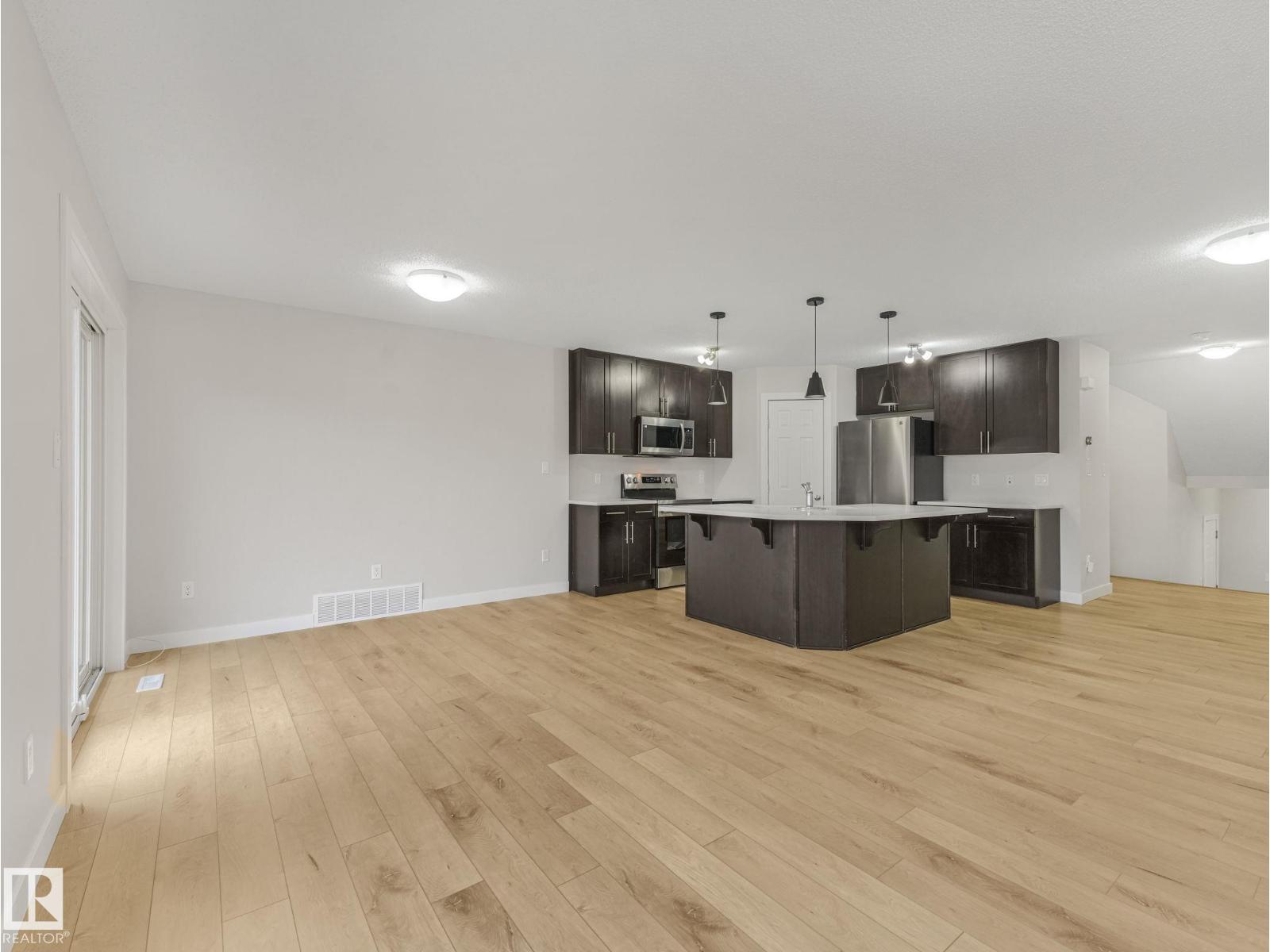 7327 24 Avenue SW - Photo 16