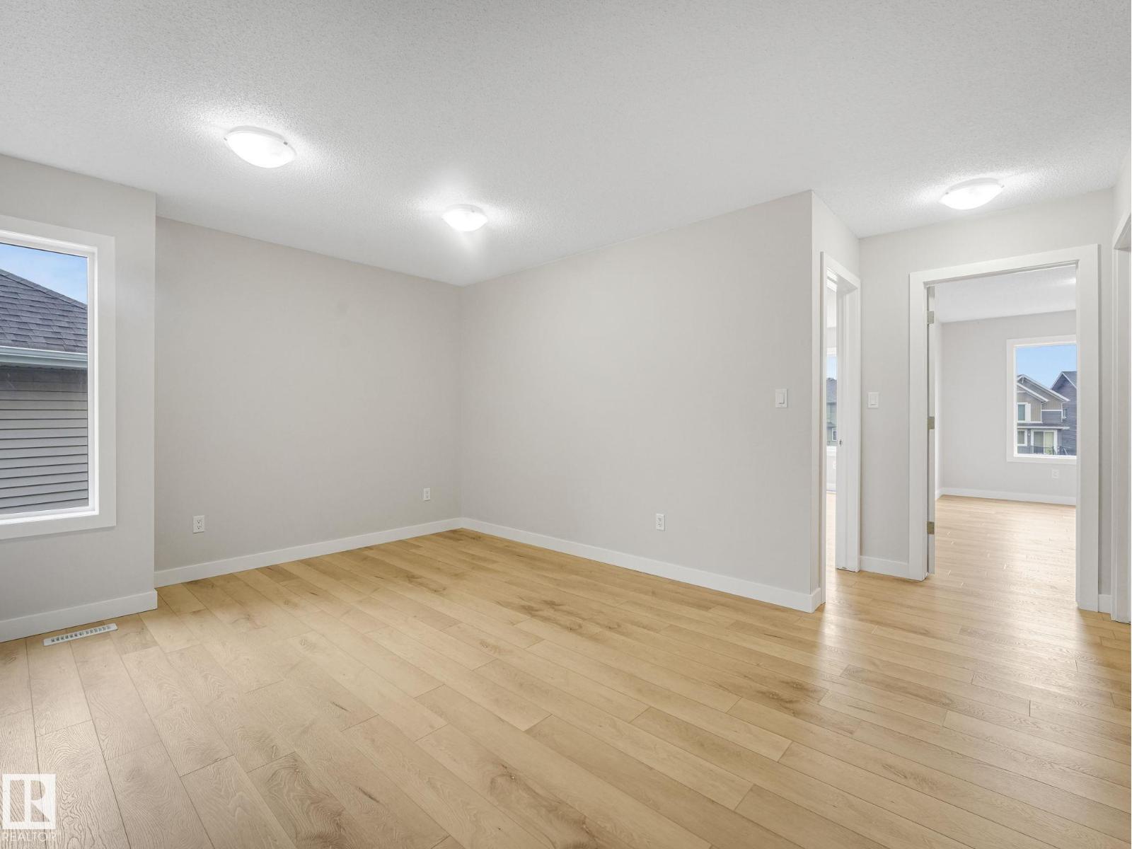 7327 24 Avenue SW - Photo 31