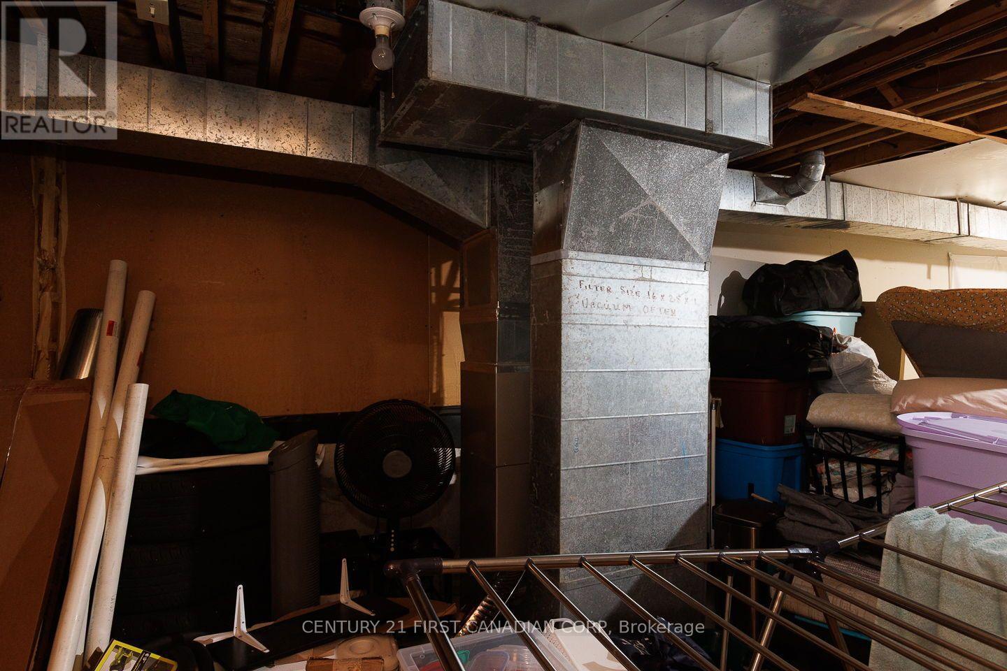 #122 70 FIDDLERS GREEN ROAD - Image 23