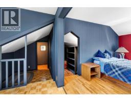 330 Plaskett Pl, Esquimalt, BC V9A6G4 Photo 32