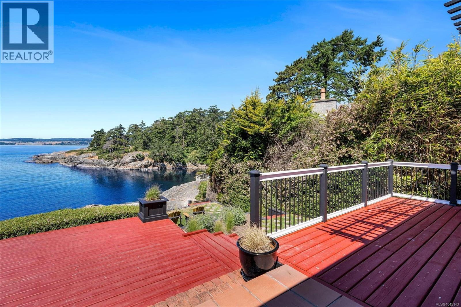 330 Plaskett Pl - 42