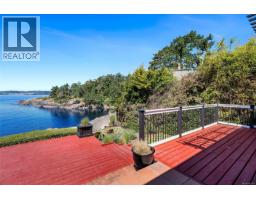 330 Plaskett Pl, Esquimalt, BC V9A6G4 Photo 42