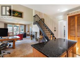Entrance - 330 Plaskett Pl, Esquimalt, BC V9A6G4 Photo 20