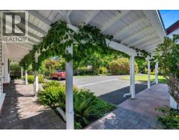 330 Plaskett Pl, Esquimalt, BC V9A6G4 Photo 47