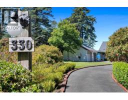 330 Plaskett Pl, Esquimalt, BC V9A6G4 Photo 55