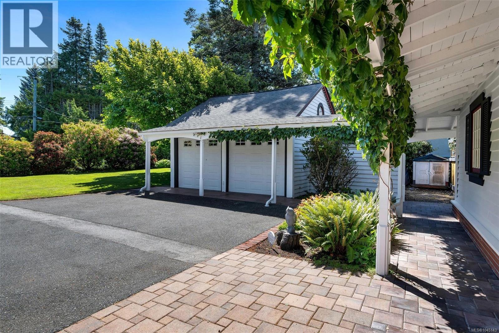 330 Plaskett Pl - 48