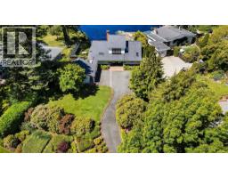 330 Plaskett Pl, Esquimalt, BC V9A6G4 Photo 56