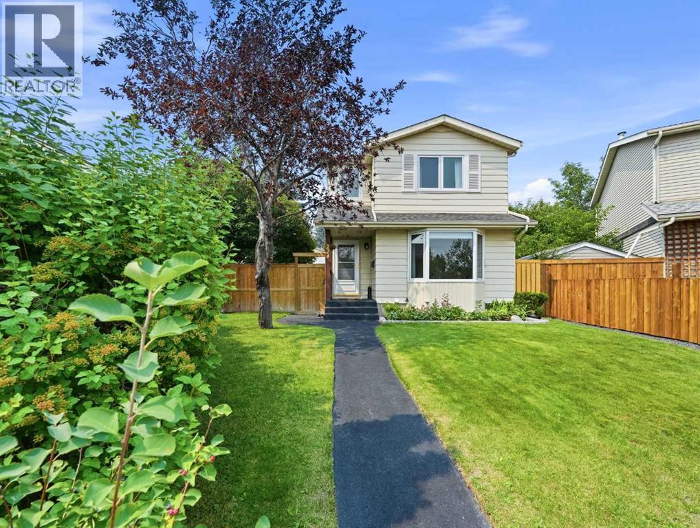 224 Erin Dale Place SE