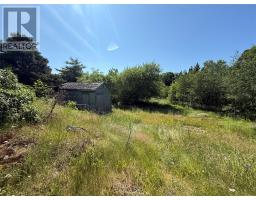 14 Bob Clark Drive thumbnail 4