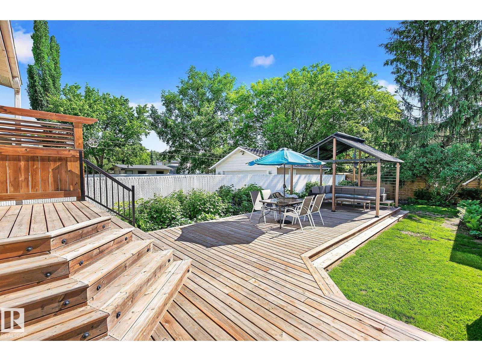 7707 156 Street NW - Photo 36