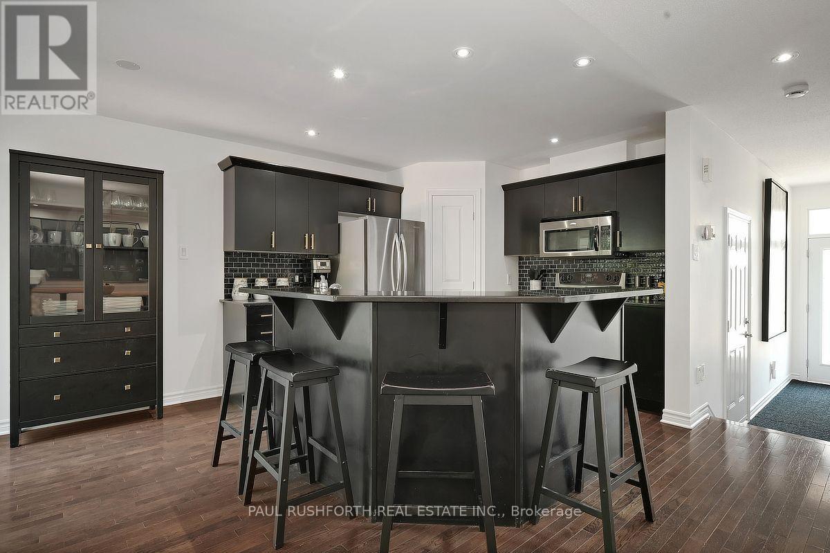 2 Bed, 2 Bath House for Sale in Ottawa – 505 SALZBURG DRIVE, Ottawa – MLS# X13643694 - Image 10