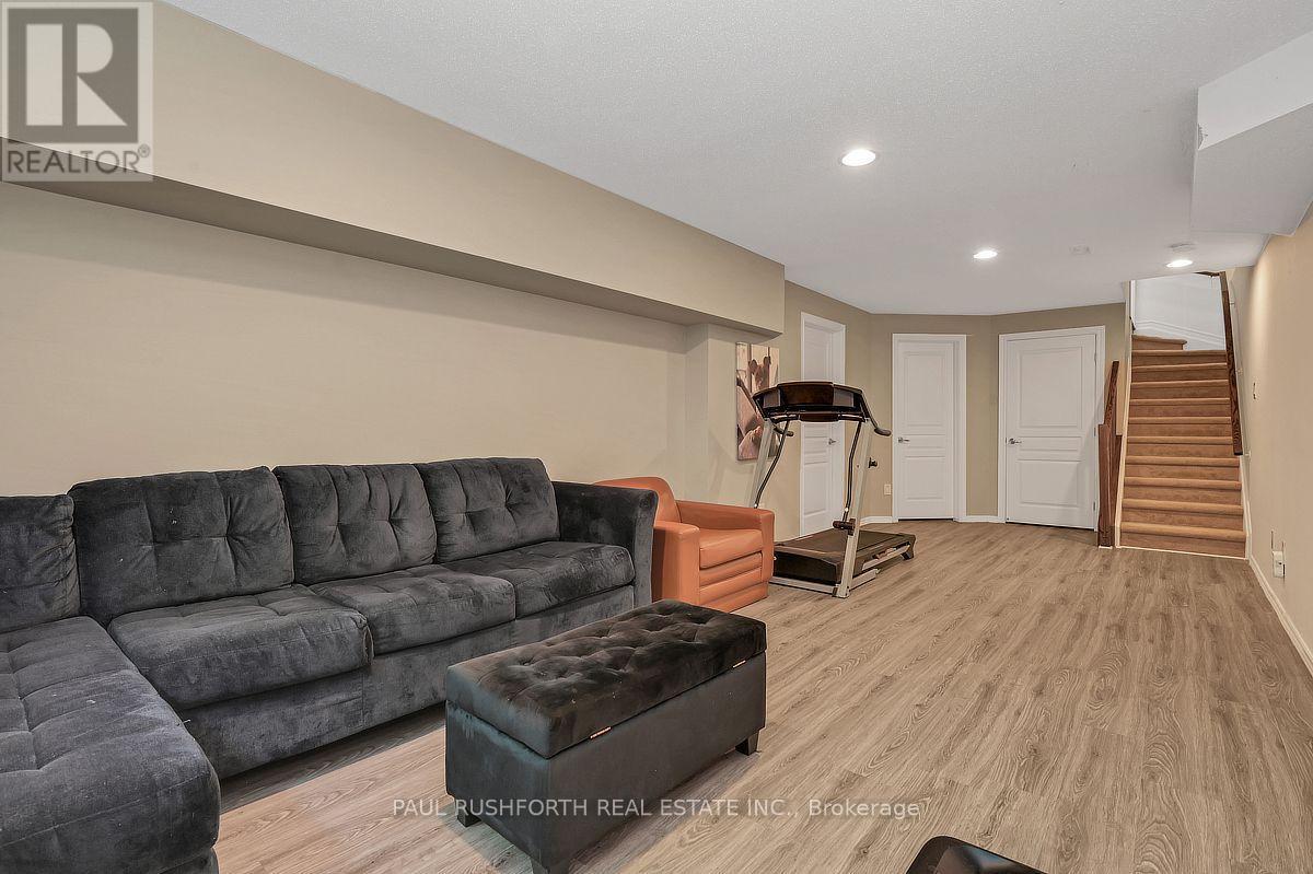 2 Bed, 2 Bath House for Sale in Ottawa – 505 SALZBURG DRIVE, Ottawa – MLS# X13643694 - Image 25