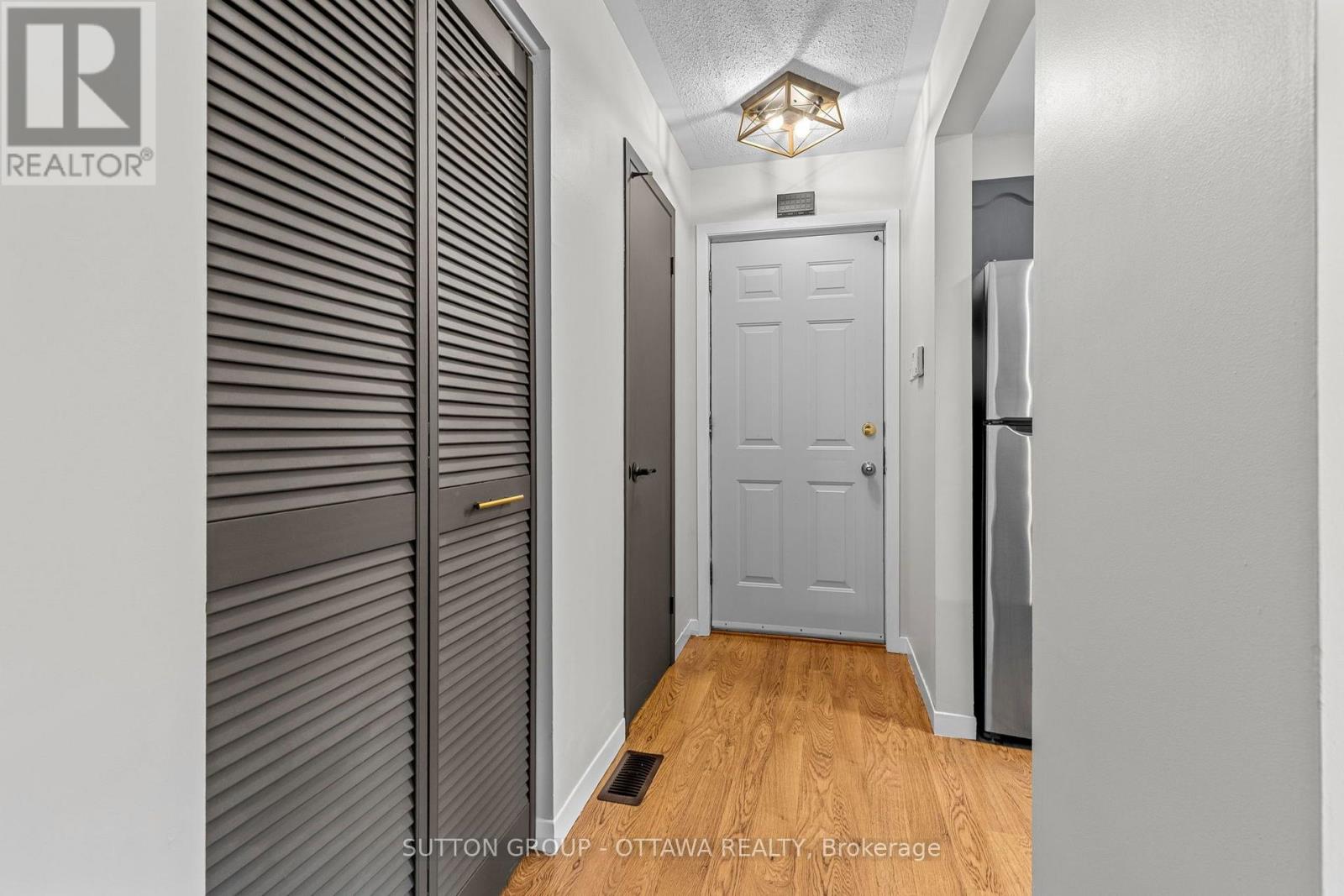 8097 LAURIE LANE - 13